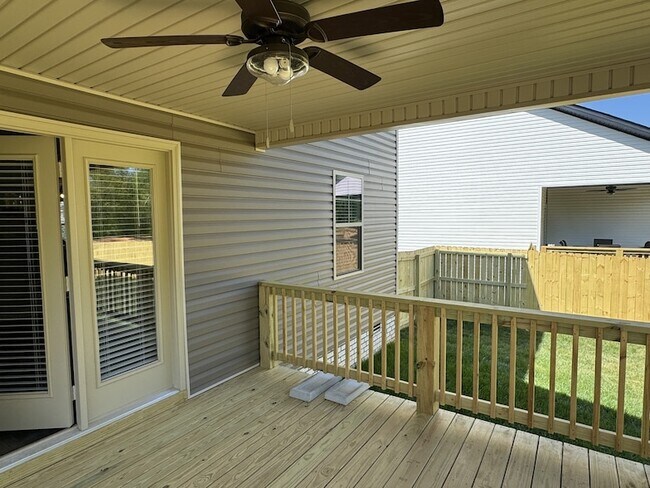 Building Photo - 3562 Torrington Ln