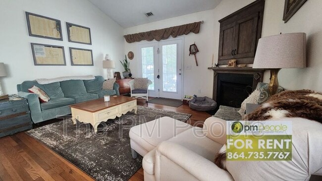 Building Photo - 120 Pin Oak Ct