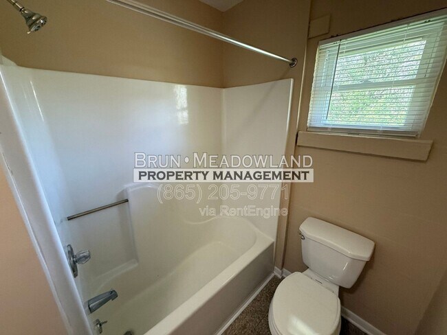 Building Photo - 5200 John Hall Rd