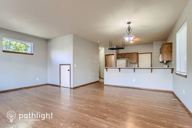 Building Photo - 52166 SE 2nd St, Scappoose, OR, 97056