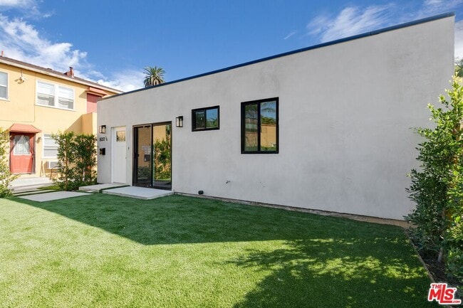 Building Photo - 1622 Morton Ave