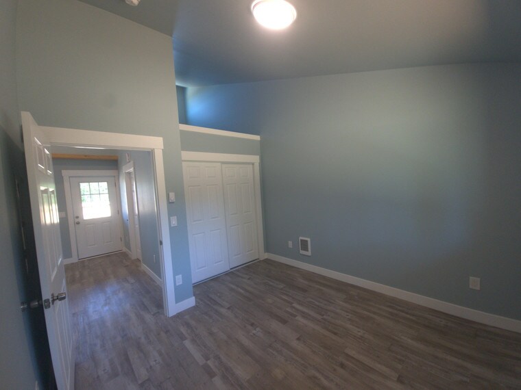 Building Photo - 751 Point Brown Ave SW