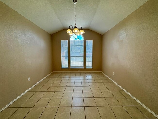 Building Photo - 1000 Horseman Cove