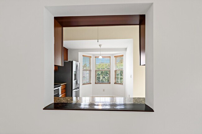 Building Photo - 1915 Westminster Cir