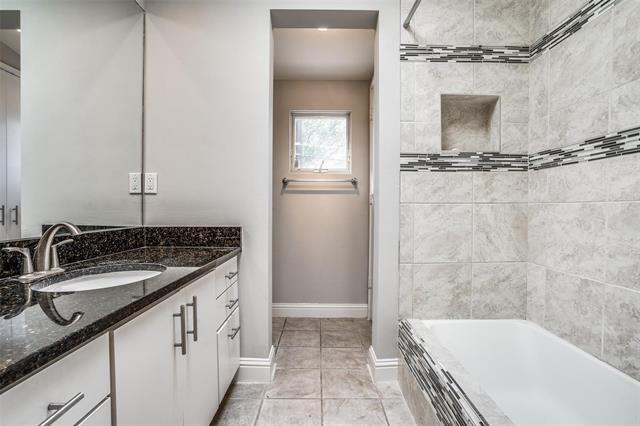 Building Photo - 4231 Travis St