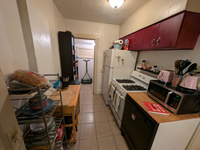 Building Photo - 3617 Boulevard of the Allies