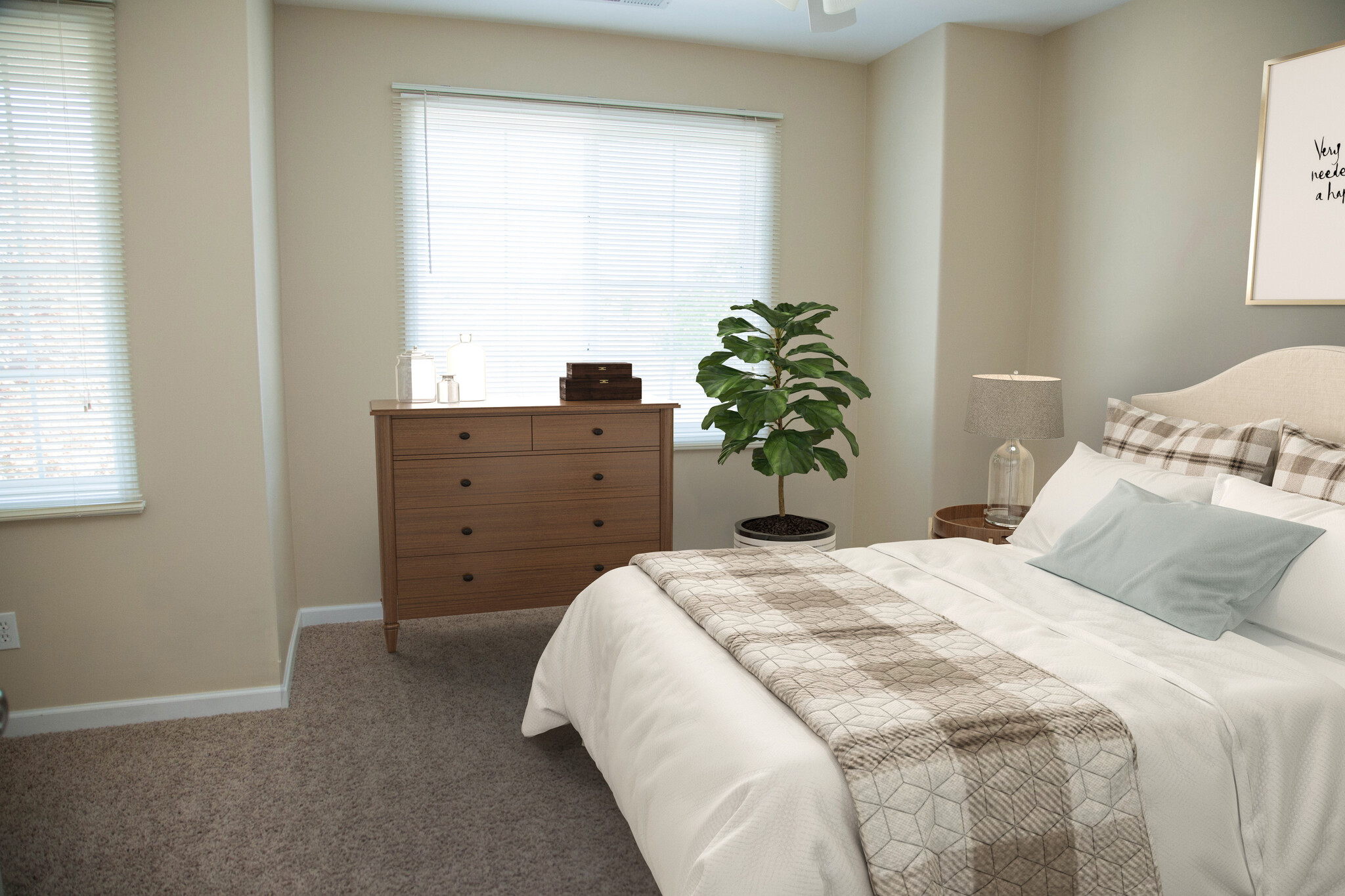 1st bedroom - 2678 Beverly Ave