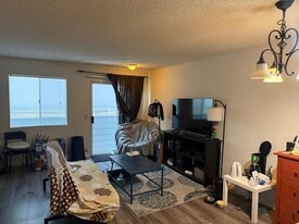 Building Photo - 1810 Federal Ave