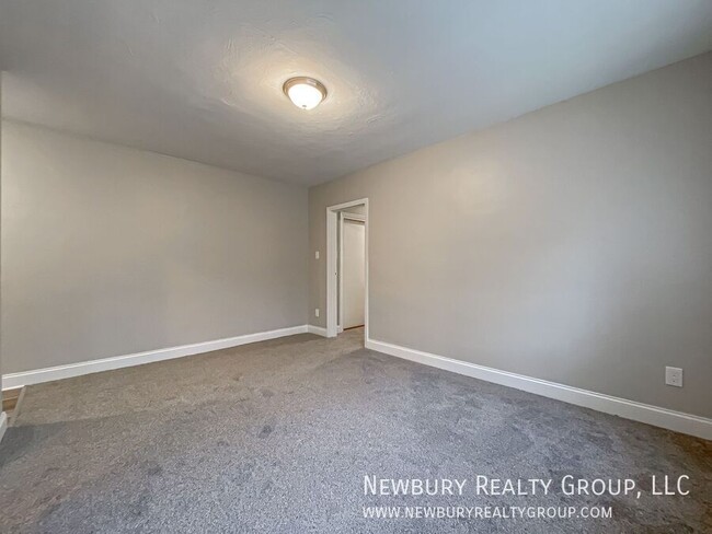 Building Photo - Welcome to WestWood Apartments: Your 2 Bed...