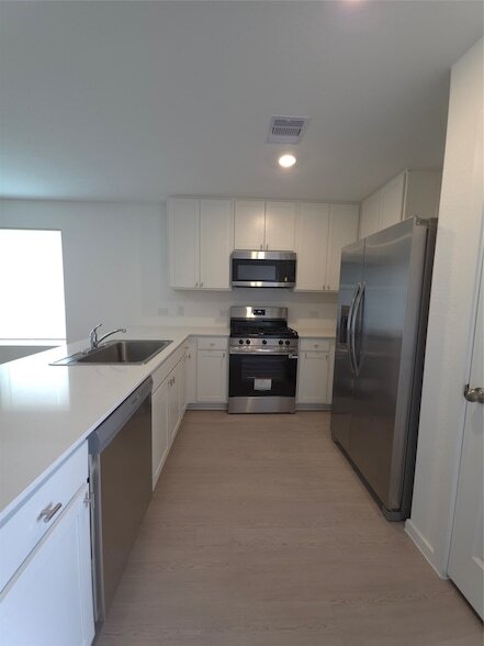 Building Photo - 26710 Cascade Sunrise St