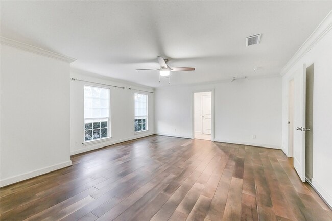 Building Photo - 7505 Brompton St