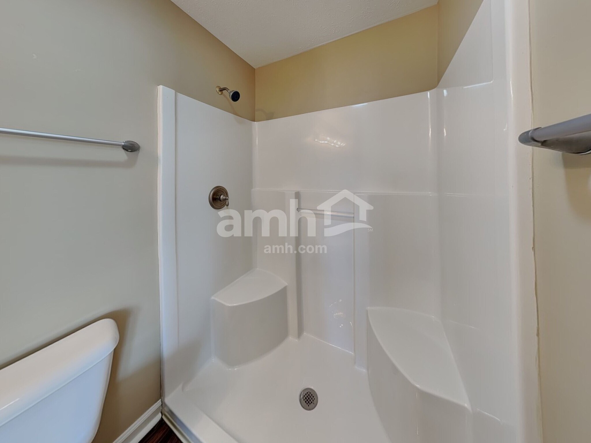 Building Photo - 829 Stonehenge Way