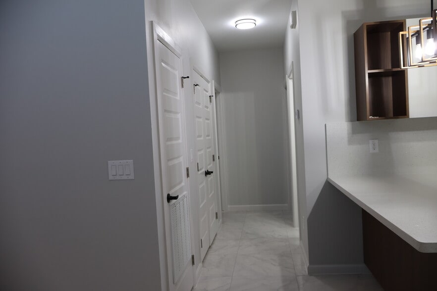 hallway - 1005 Hidden Hills St