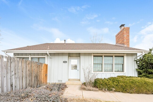 Building Photo - Spacious 4 Bed/2 Bath in Desirable Willow Creek.