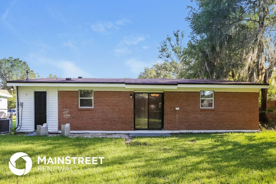 Building Photo - 5203 Chivalry Dr