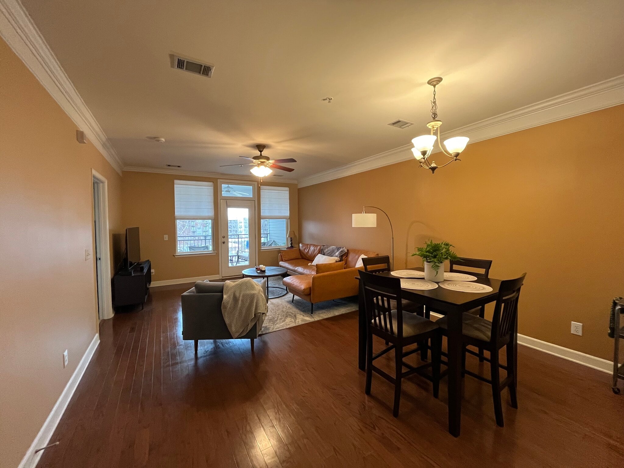 Building Photo - 2310 Elliott Ave