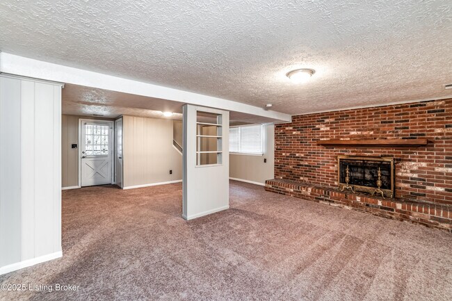 Building Photo - 4709 Andrea Way