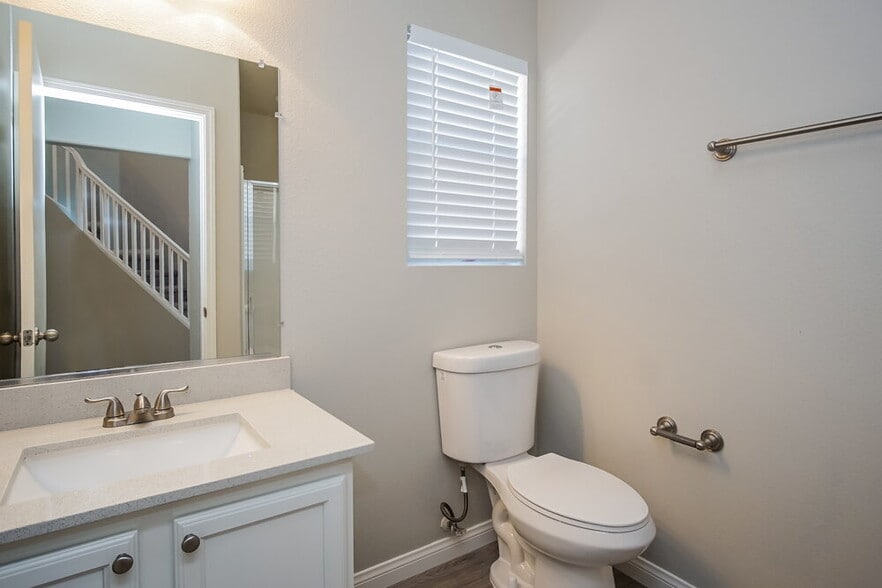 Building Photo - 908 Ashurst Ct