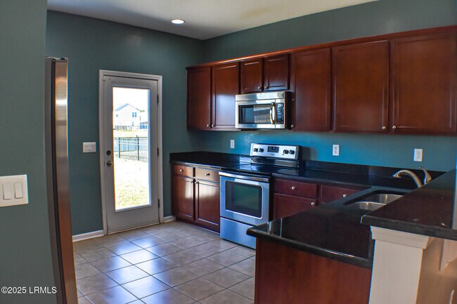 Building Photo - 48 Pennyroyal Way