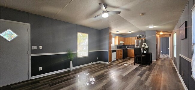 Building Photo - 4255 Smoke Creek Pkwy