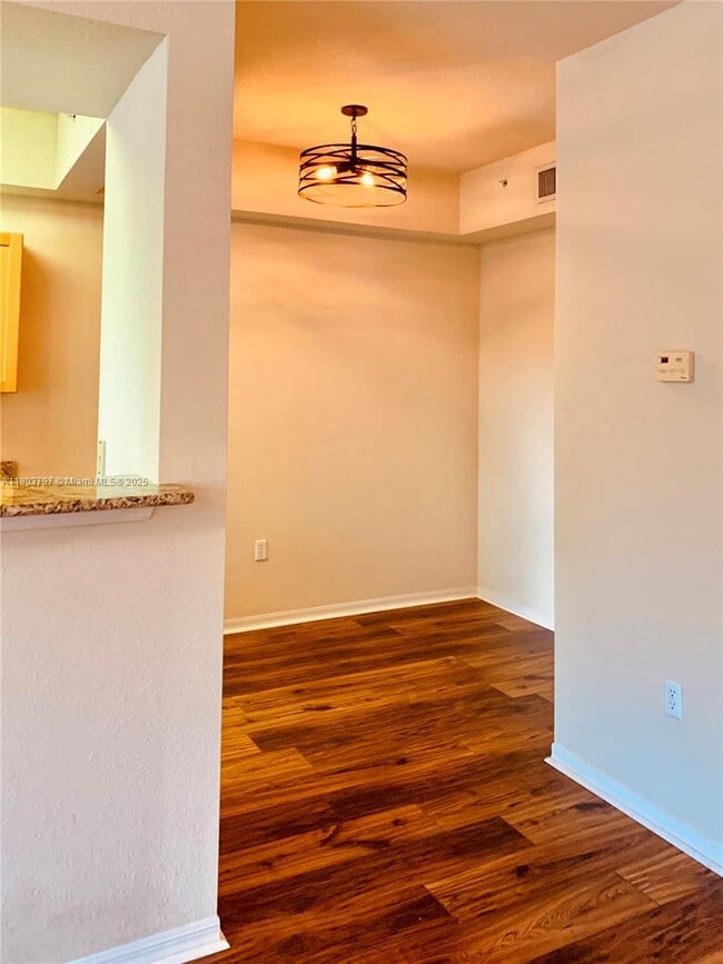 Building Photo - 11011 Legacy Ln