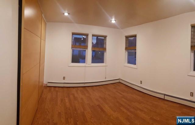 Building Photo - 117-119 2nd St