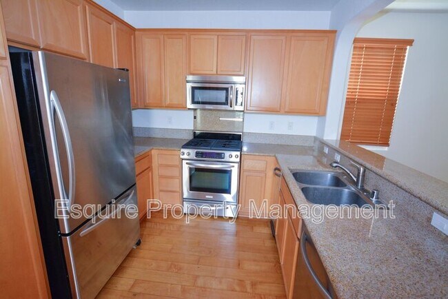 Building Photo - 3055 Nimes Ln