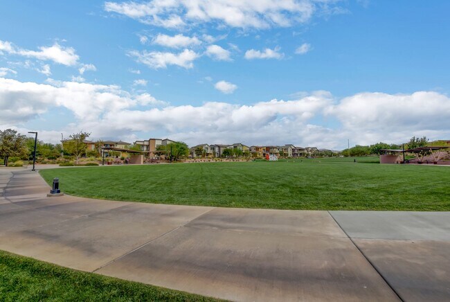 Building Photo - Newly Built 4 bedrooms in Cadence