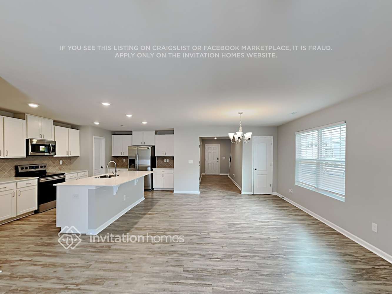 Building Photo - 160 Silver Oak Cir