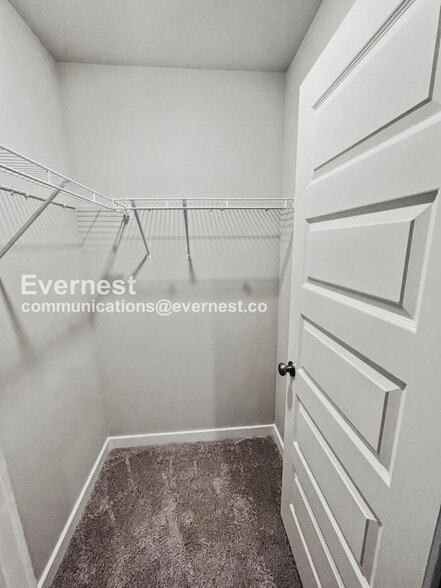 Building Photo - 710 Mickelson Wy