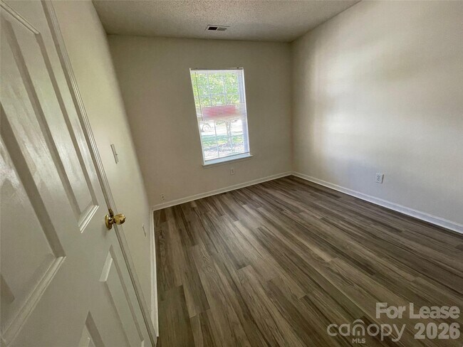 Building Photo - 6228 Sid Crane Dr