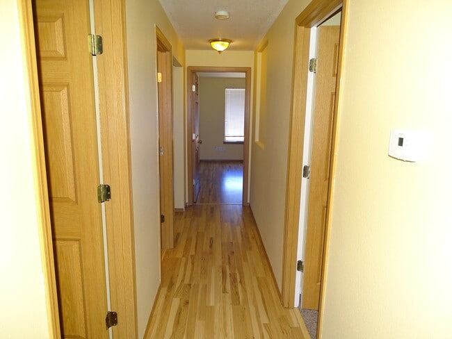 Building Photo - 2917 NW Watkins Ct