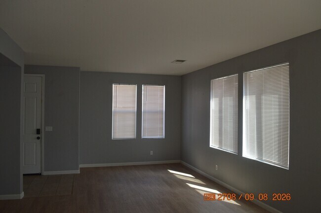 Building Photo - 5305 Cottage Cove Dr