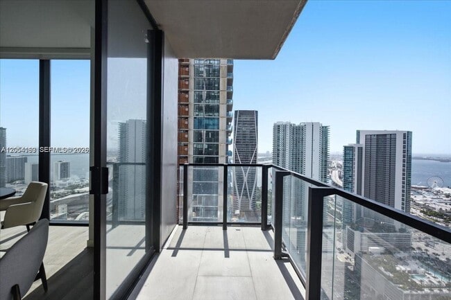 Building Photo - 20 NE 11th St