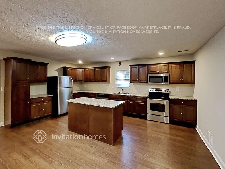 Building Photo - 1711 Donna Lynn Dr