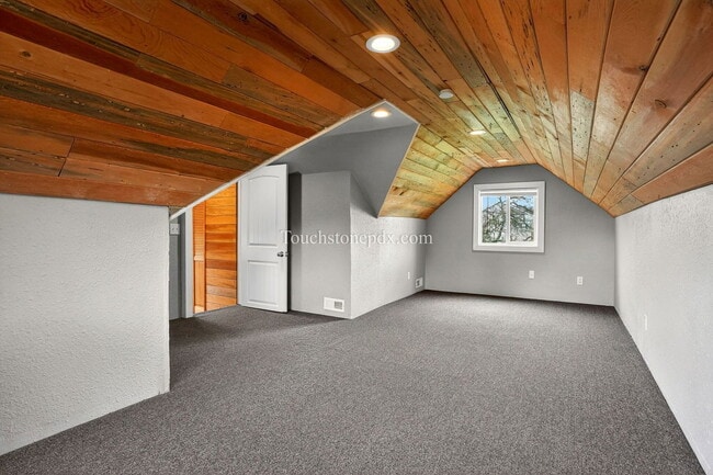 Building Photo - 10022 SE 172nd Ave