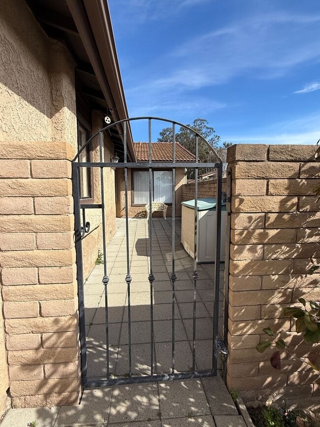 Building Photo - Creekridge Villas Single Story Condo in Gated Community in Orcutt with Easy Access to VSFB