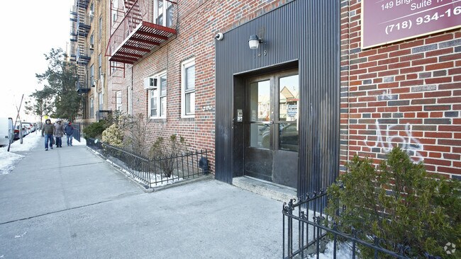 Building Photo - 149 Brighton 11th St