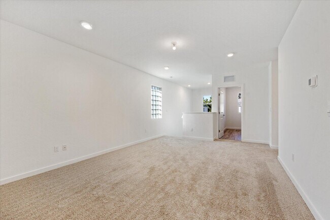 Building Photo - 18478 Claybrook St