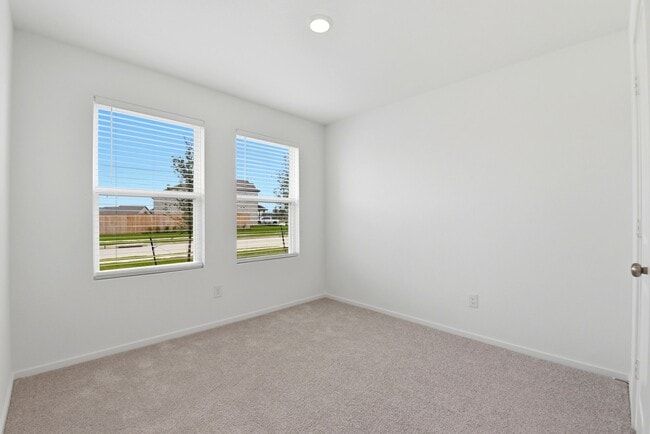 Building Photo - 26815 Rosebay Wds Dr