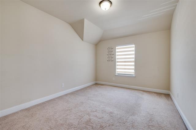 Building Photo - 2666 Calmwood Dr