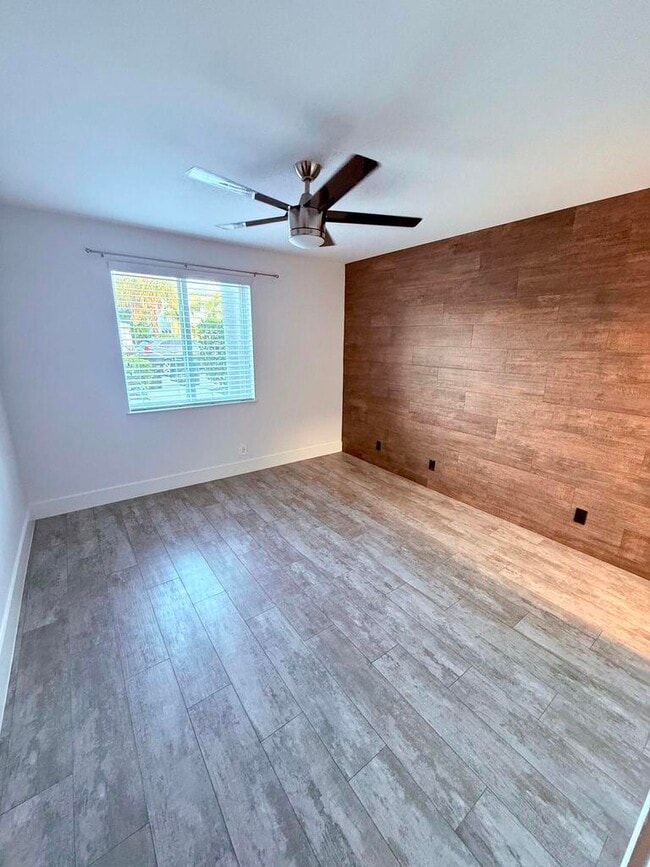 Building Photo - 3805 S Olive Ave