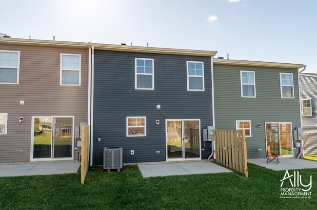 Building Photo - 44 Sophie Kathryn Dr