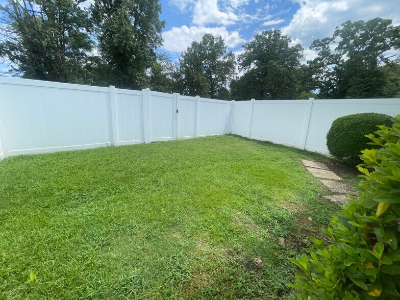 Building Photo - 1420 Accomac Pl