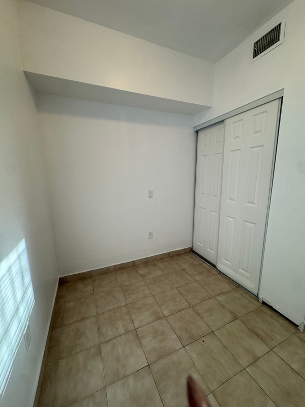 Building Photo - 1715 SW 67th Ct