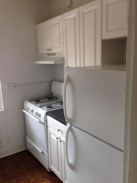 Building Photo - 721 North Ter