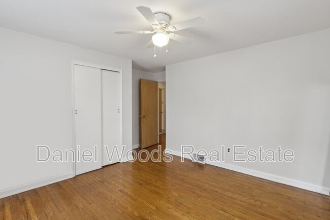 Building Photo - 49 Story Rd