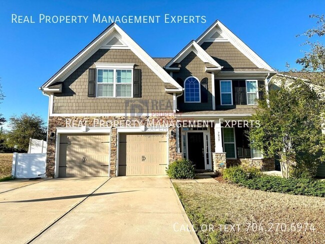 Building Photo - 7839 Sawgrass Ln