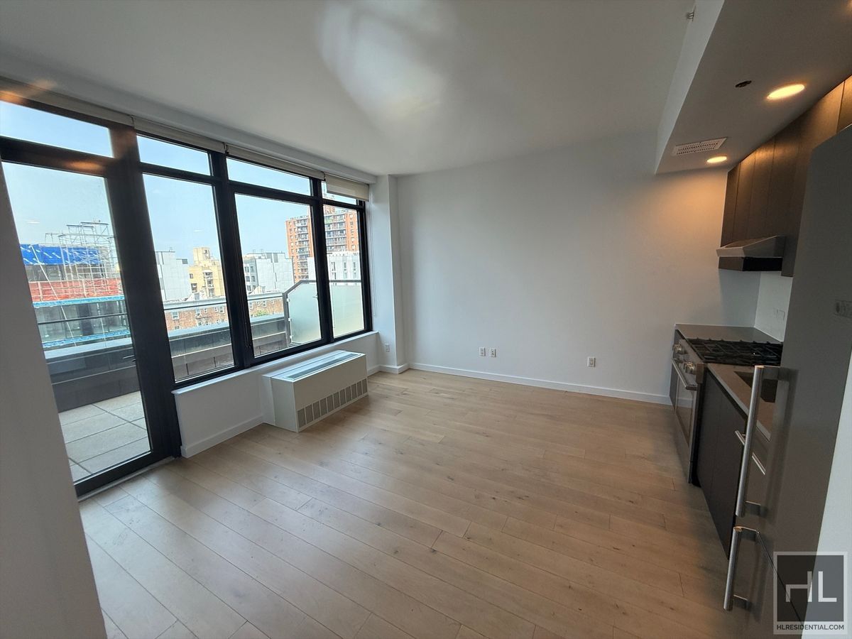 Building Photo - NORTHERN BOULEVARD