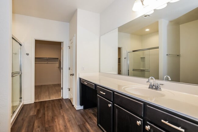 Building Photo - 37317 W Bello Ln